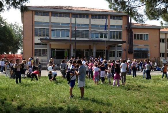 Sì ai lavori nelle scuole elementari 