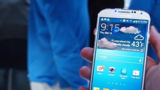 Per difendersi dai furti in casa intera frazione si inventa una chat