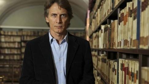 Bocci alle prese con una casa ingombrante