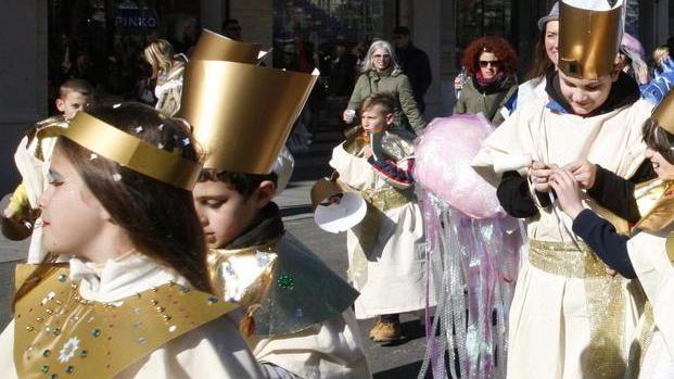 la festa dei bimbi delle mantellate in passeggiata