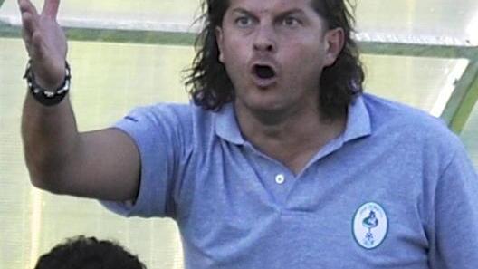 Minacce e offese all’arbitro, squalificato l’allenatore Cinelli