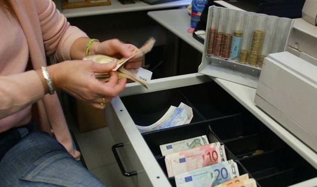Buoni scuola, via ai pagamenti 
