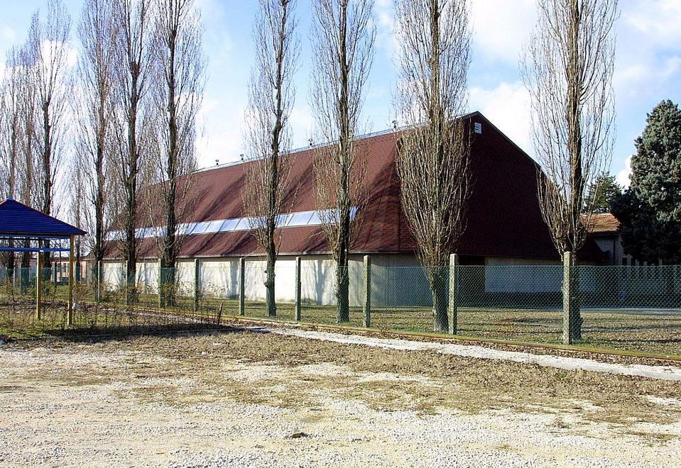 «La palestra è chiusa per lavori in sicurezza» 