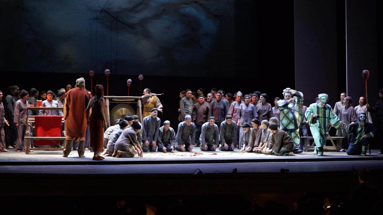 I cinesi di Prato diventano sfondo della Turandot