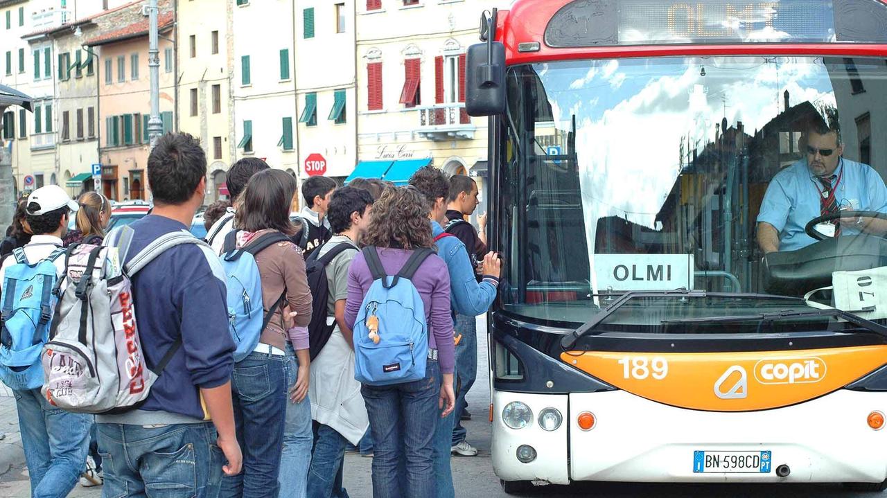 Autobus più sicuri, comodi e puliti, ma ancora bocciati in puntualità