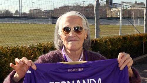La signora Fernanda, da 79 anni in curva Fiesole
