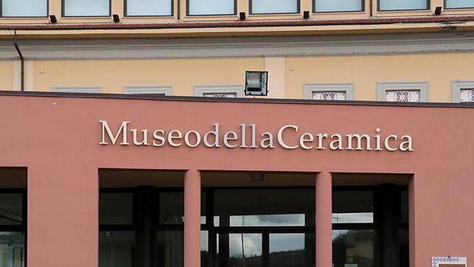 Se oggi si visita in coppia l’ingresso alle mostre è gratis
