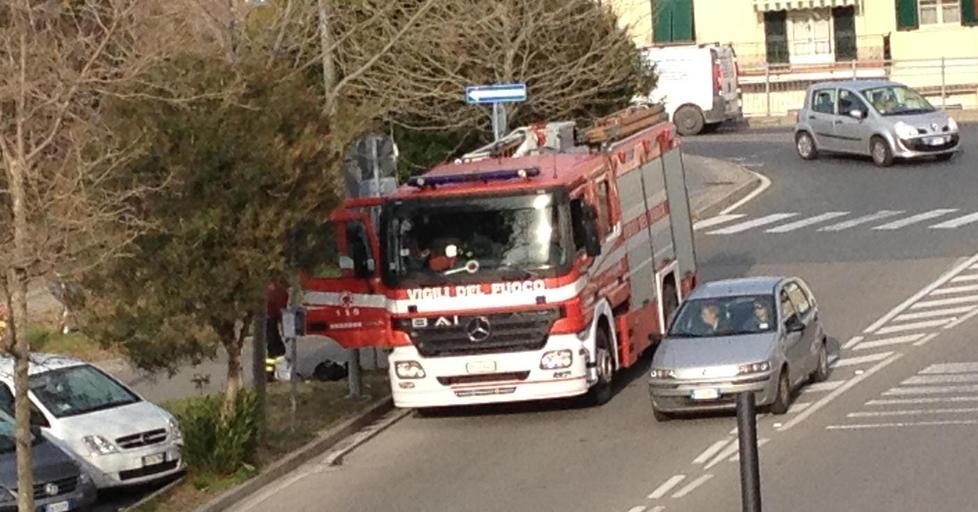 Scintille in soffitta, abiti in cenere