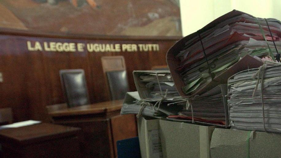 Denunce Irpef sul web altolà del giudice ma il reato è prescritto