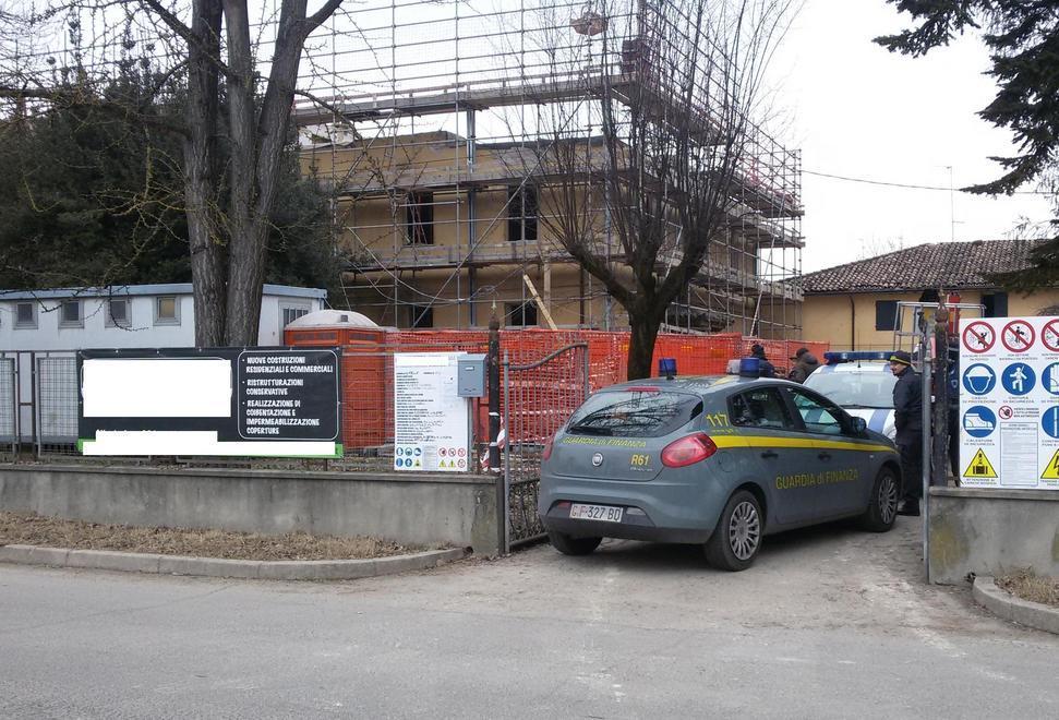 Ricostruzione, blitz in tre cantieri edili ma tutto è a norma