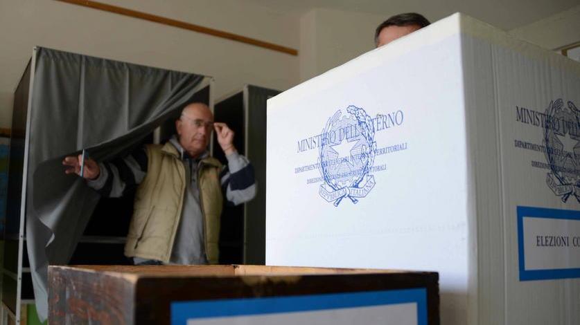 Viareggio al voto: Granaiola candida Del Ghingaro