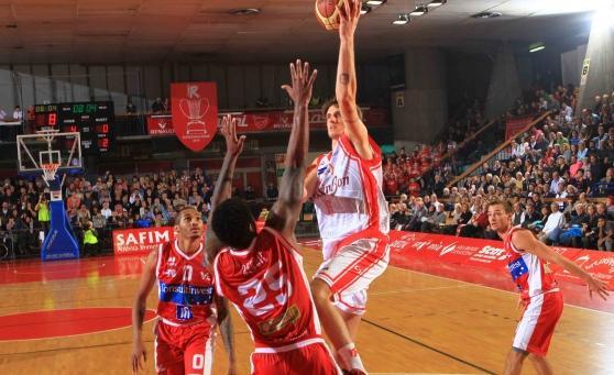 Grissin Bon perde a Pesaro contro la Cenerentola 