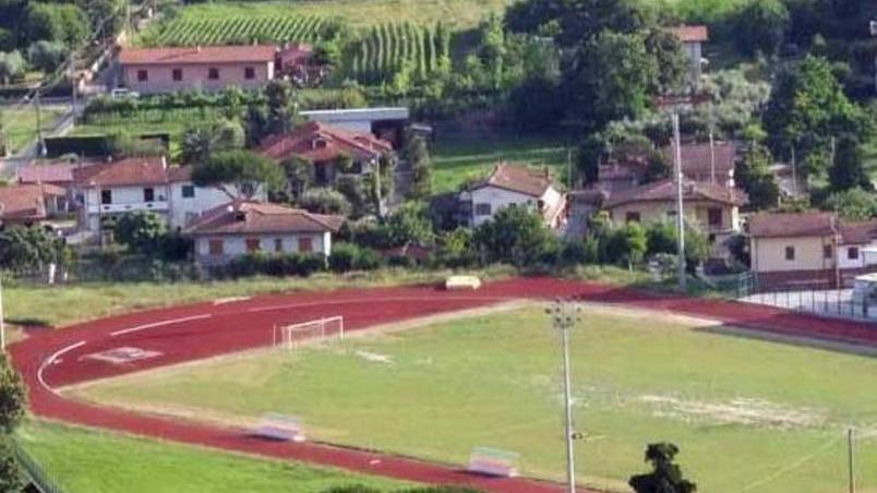 Renella, arriva l’erba sintetica