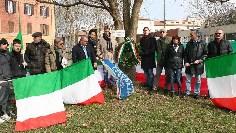 Ricordati i martiri delle foibe