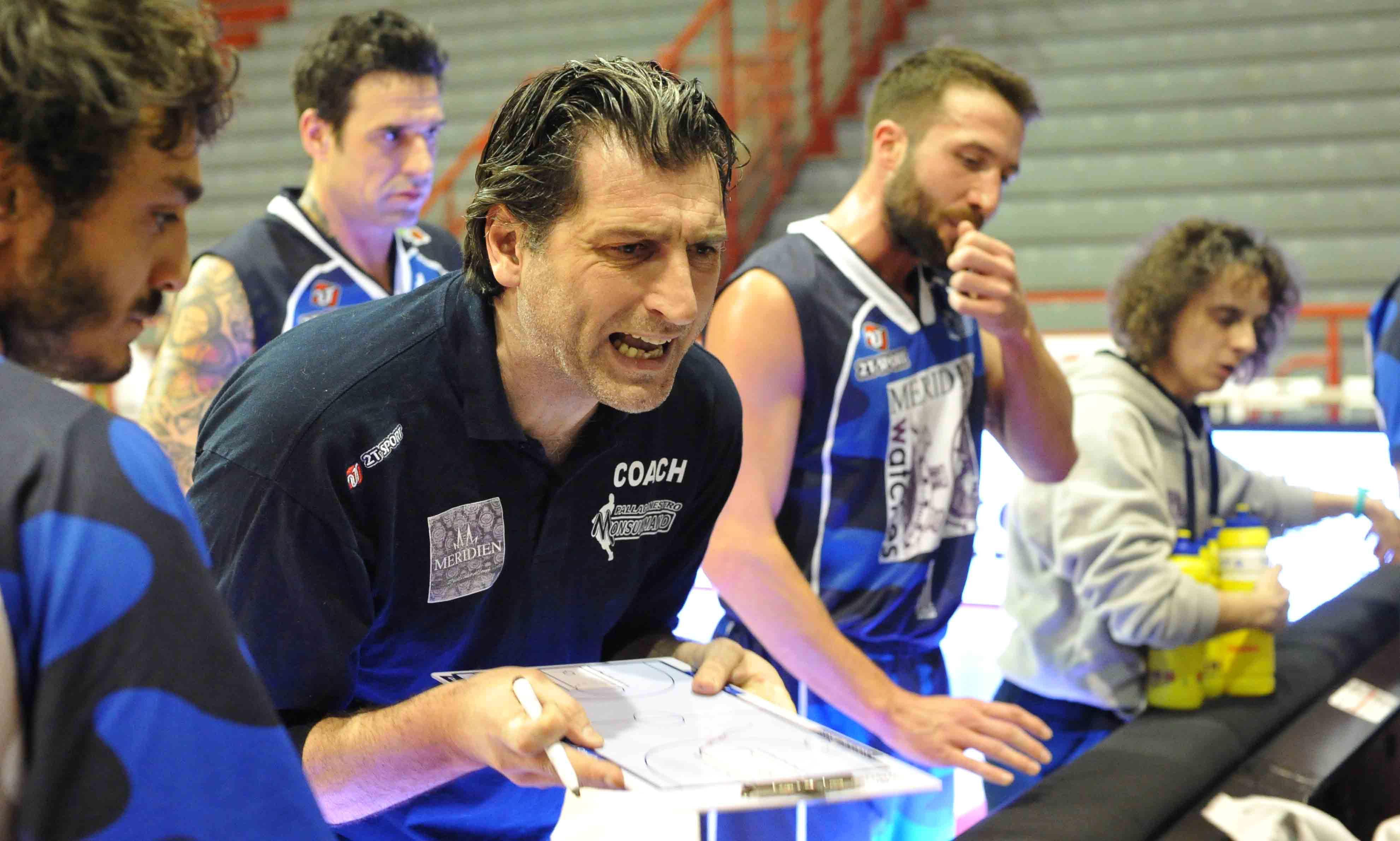 Andrea Niccolai, coach della Meridien (foto Gori)