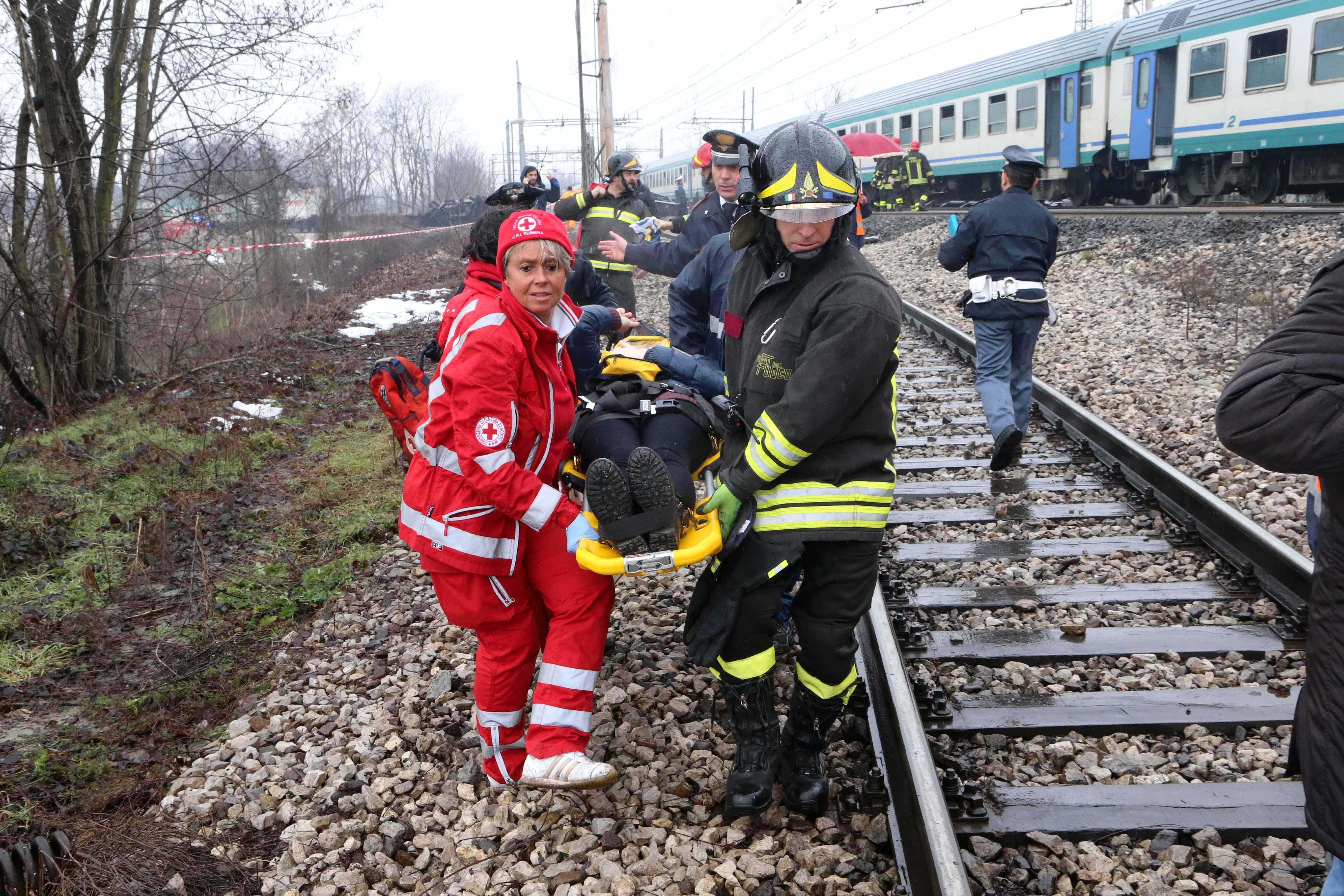 Scontro fra treni a Rubiera sulla linea Milano-Bologna: otto contusi 