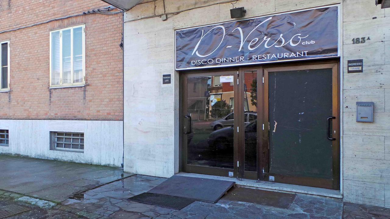 Maxi rissa a bottigliate al D-Verso