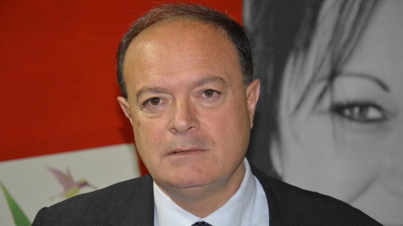 Gianluca Mascagni ex dirigente del Basket Le Mura ed ex presidente del comitato provinciale Fip, depositario dei cimeli del Museo del Basket