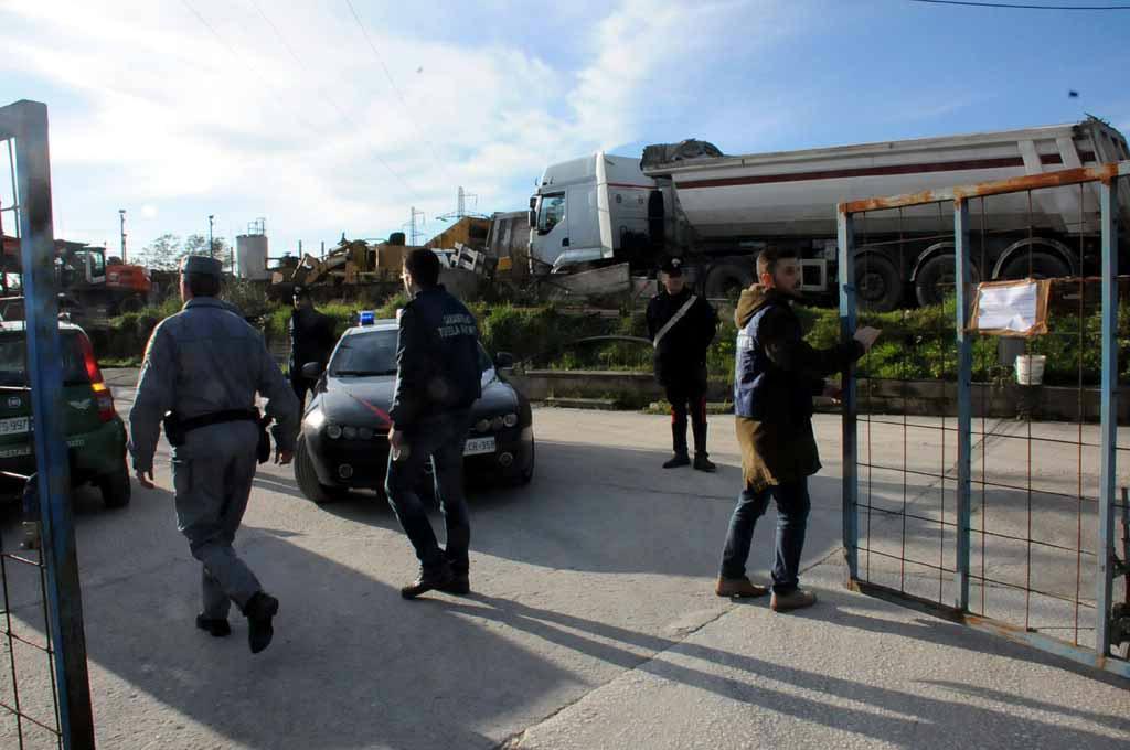 I sequestri alla Sirmi di Massa