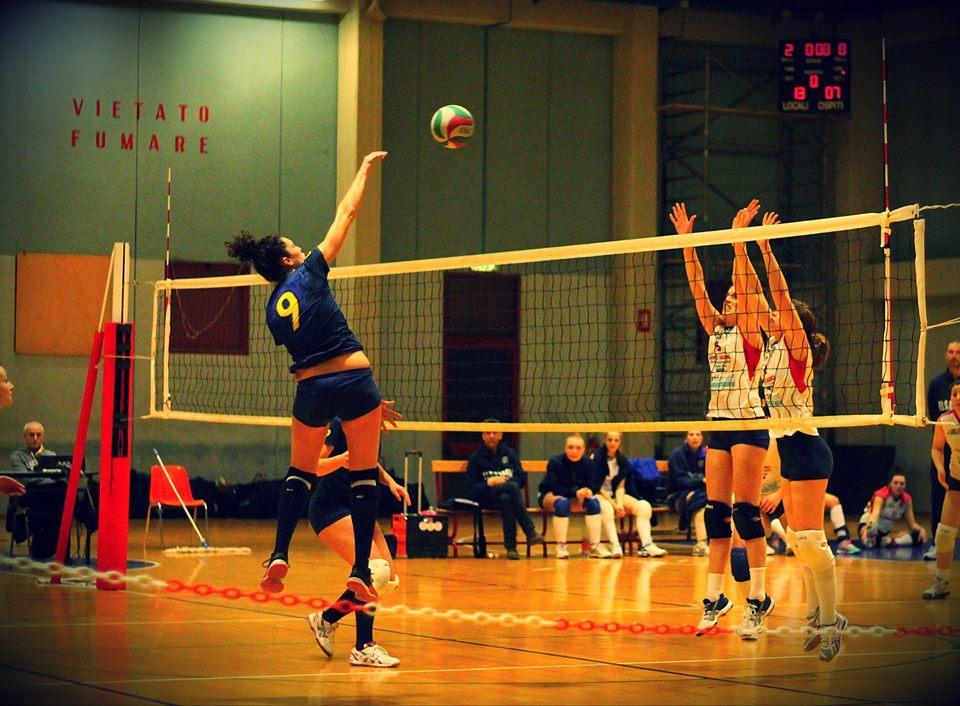 Pallavolo: un'azione di gioco del Cus Pisa femminile
