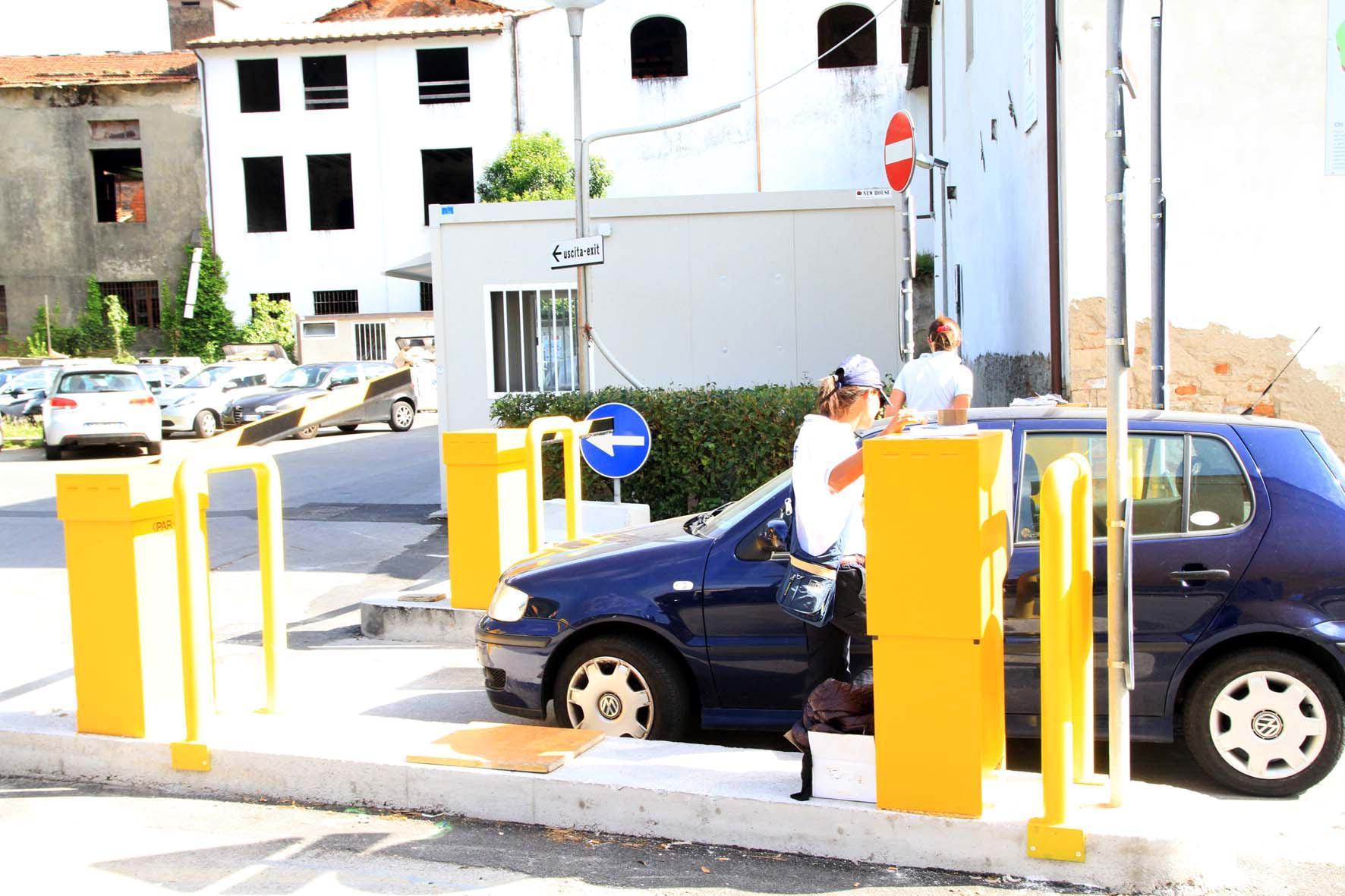 Sul parcheggio all’ospedale di Pescia scontro medici-gestori 