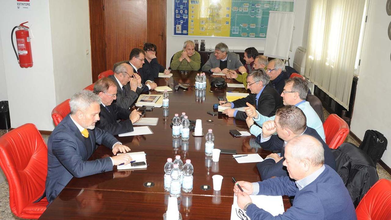 L'ultimo incontro tra Cevital e sindacali nazionali e territoriali (foto Pabar)