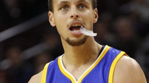 Belinelli cede lo scettro al recordman Steph Curry