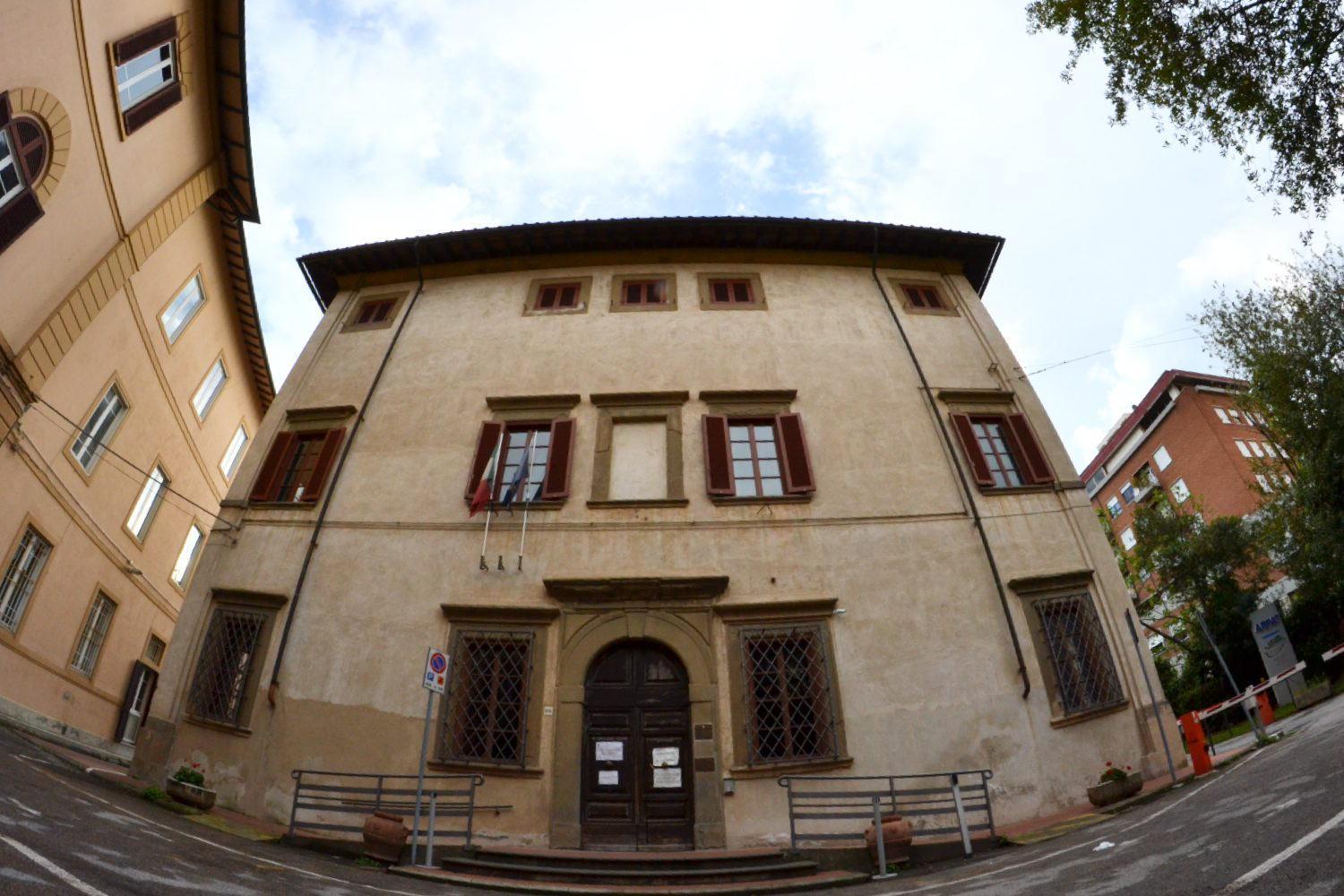 La sede del centro impiego in via Marradi (Silvestri Pentafoto)
