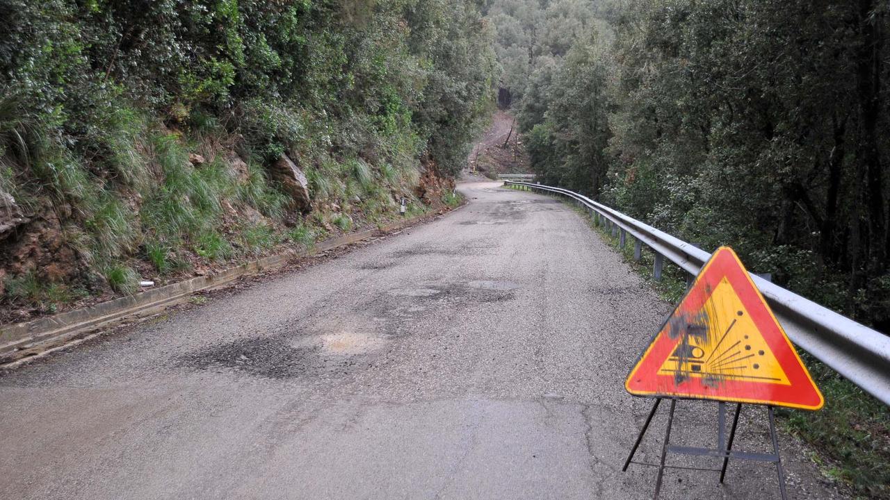 La strada della Parata in pessime condizioni