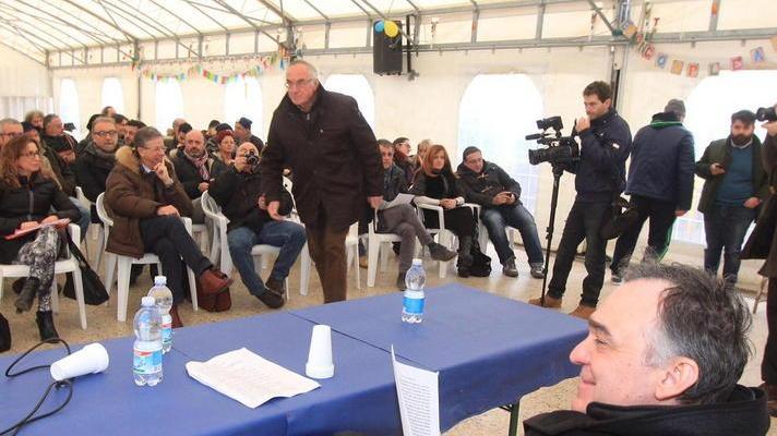 Bufera sugli espropri, Rossi stempera