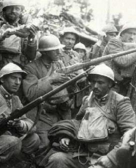 “Fango e gloria”: alla Truffaut si proietta la grande guerra 