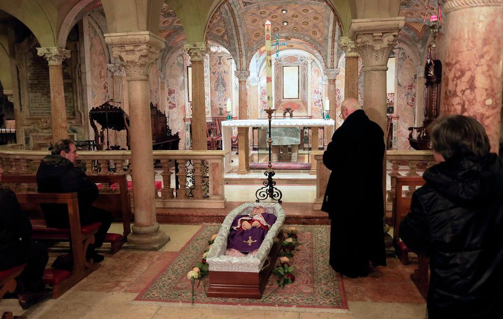 Il funerale domani alle 15 in Duomo 