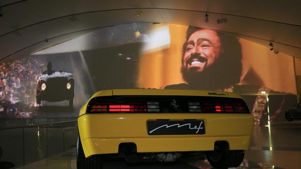 Pavarotti e Ferrari: le grandi eccellenze modenesi in mostra al Mef