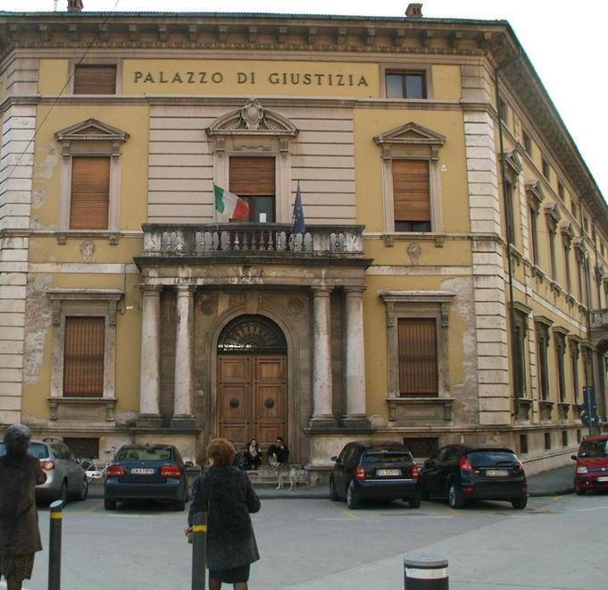 Nuove telecamere in via Carrara e all’ex Mazzini
