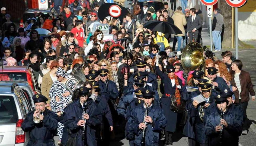 Il Carnevale artistico accende la città 