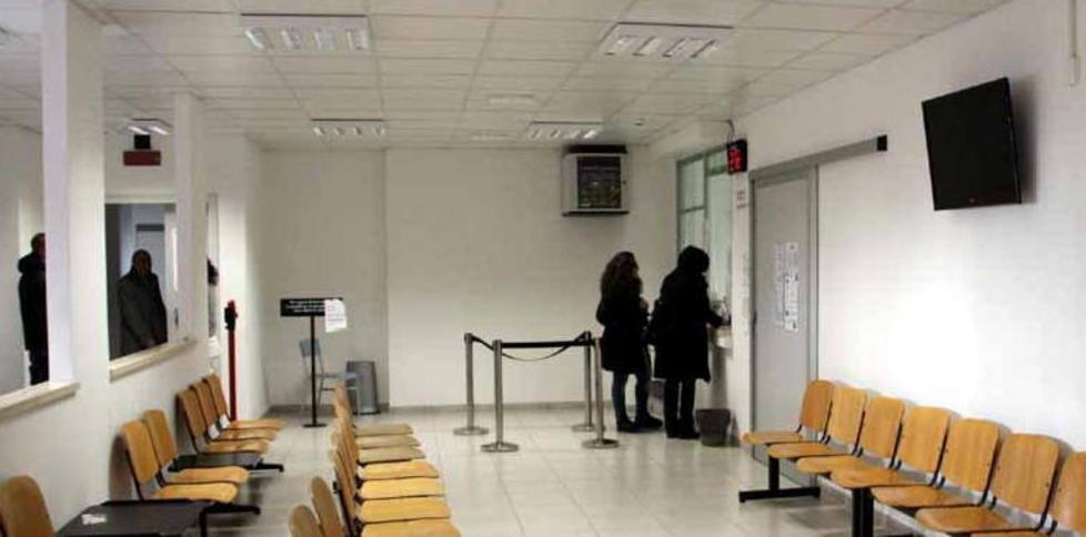 Prelievo del sangue urgente, la paziente aspetta 7 giorni 