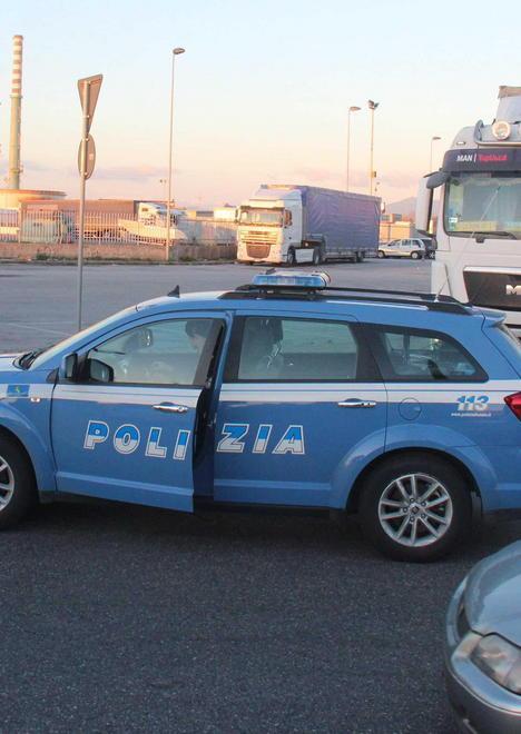 «Le va di promuovere dei prodotti per me?» 