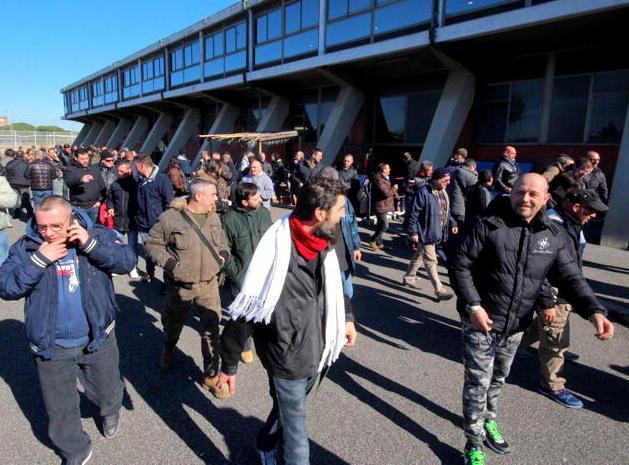 In 1.857 alla selezione pubblica per operai dell’azienda