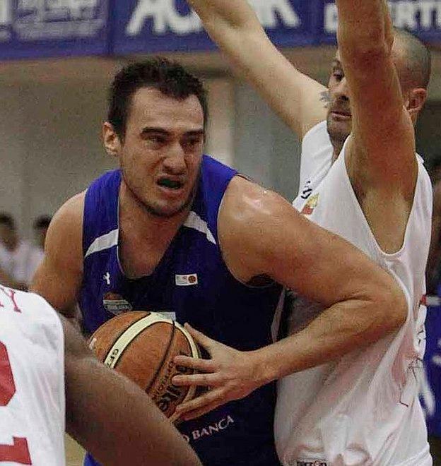Mobyt e Acmar, ecco il derby dei giganti 