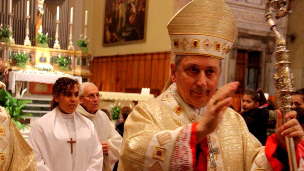 Il vescovo di Livorno Simone Giusti
