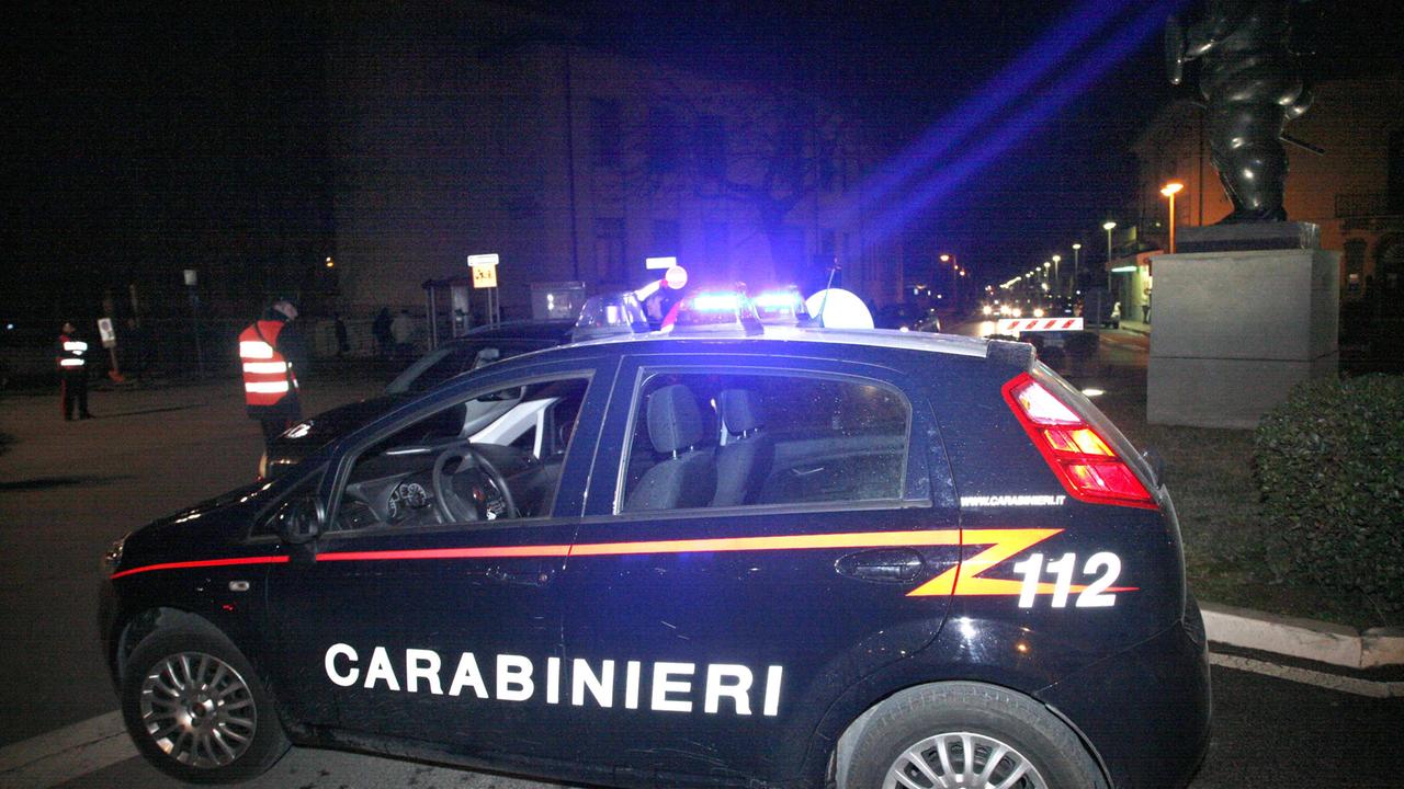 Trovati con le pistole rubate, arrestati tre albanesi