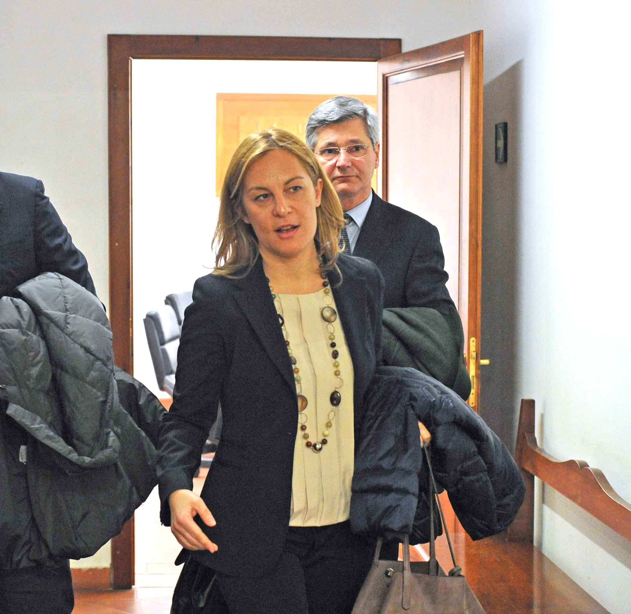 Federica Fratoni all'uscita dall'aula del giudice delle udienze preliminari (Foto Gori)
