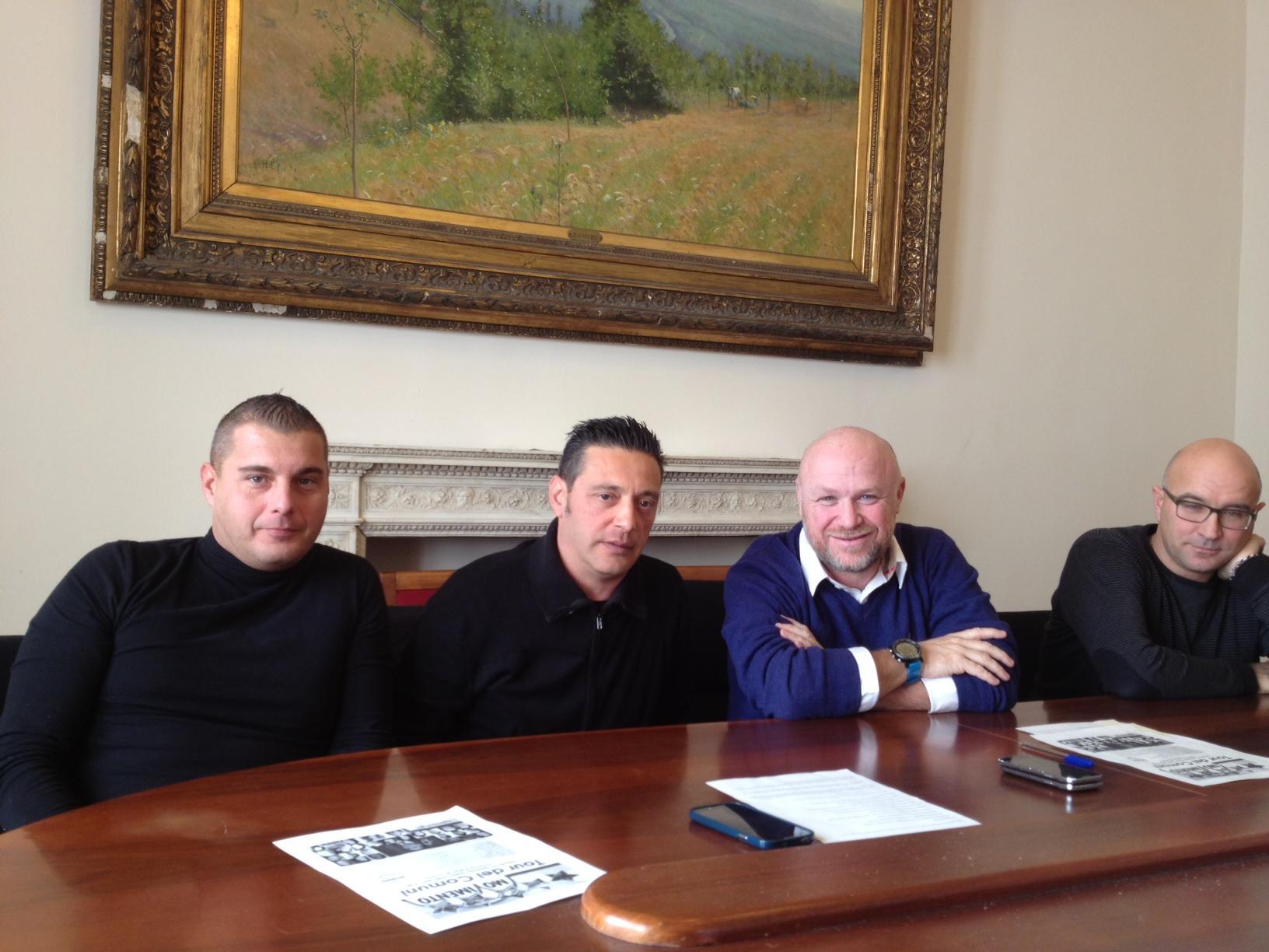 Da sinistra: i consiglieri comunali Batini e Sarais, il sindaco Nogarin e il portavoce Morini