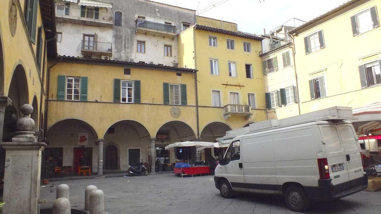 Piazza delle Vettovaglie