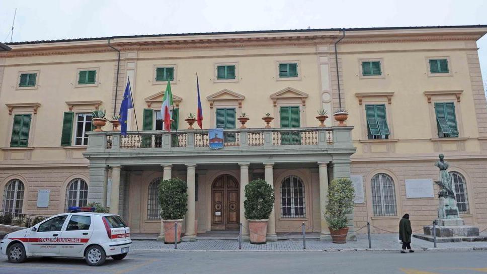 M5S: «Ponsacco abbatta le barriere architettoniche»