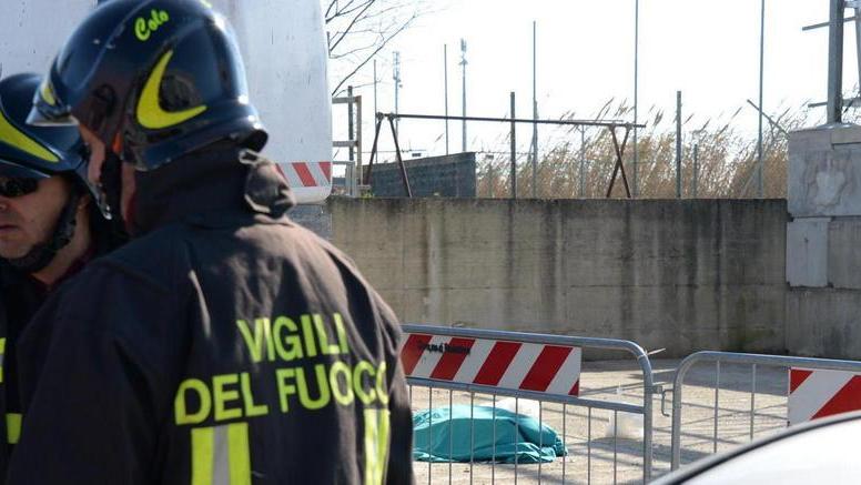 Muore dopo un volo di 7 metri imprenditore cade da una tettoia