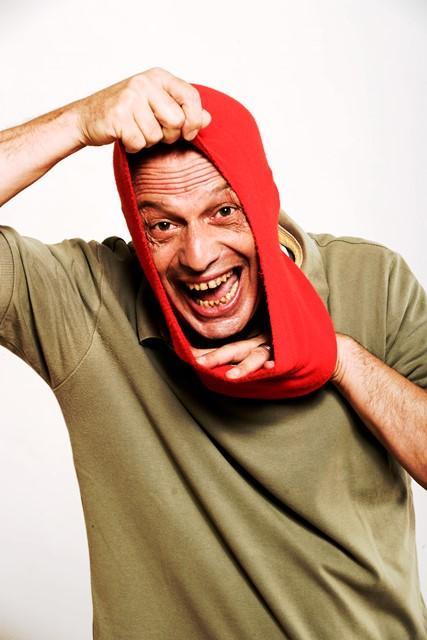 Marco Della Noce è pronto a far ridere 