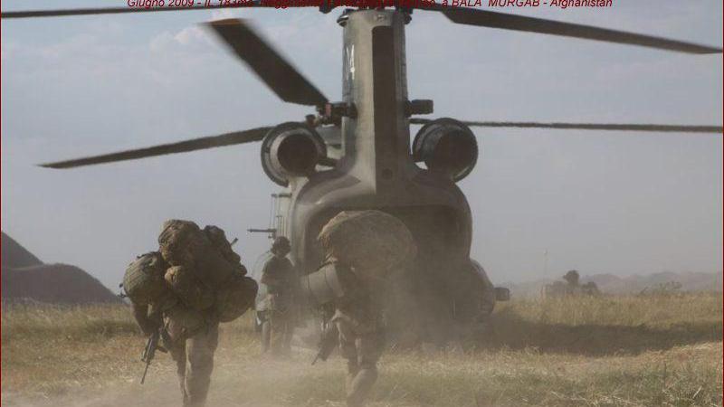 Il generale Iannucci al comando della Brigata Folgore