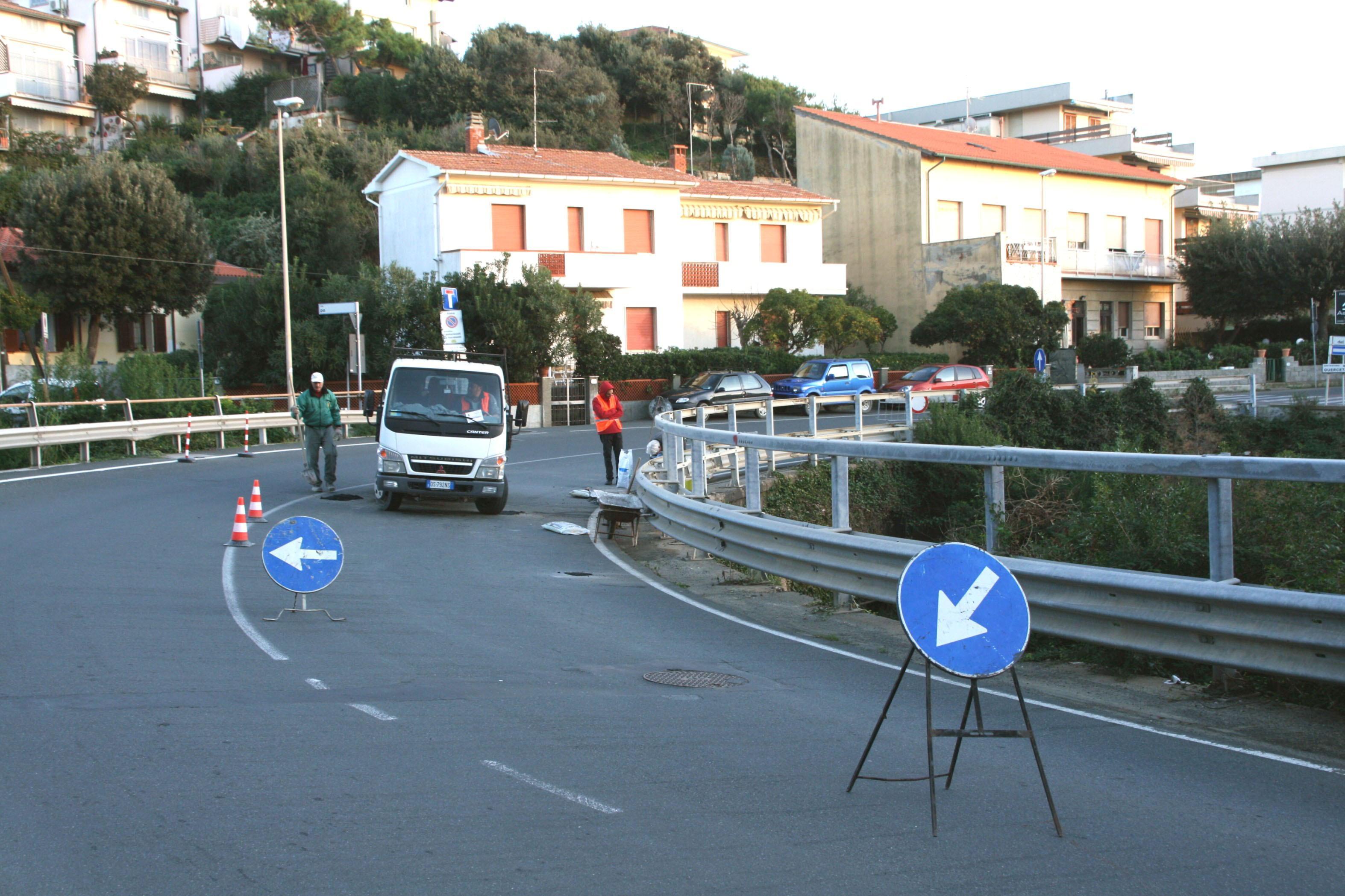 Lavori sull'Aurelia all'Altezza del Quercetano