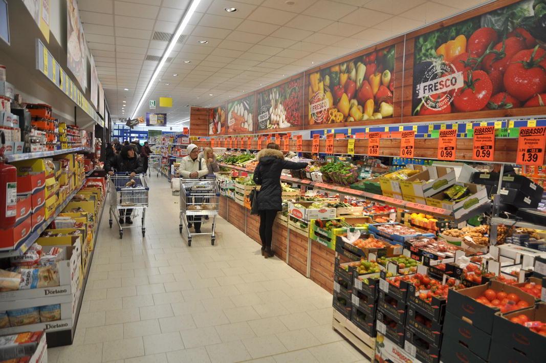 Sui nuovi supermercati, primo stop al regolamento 